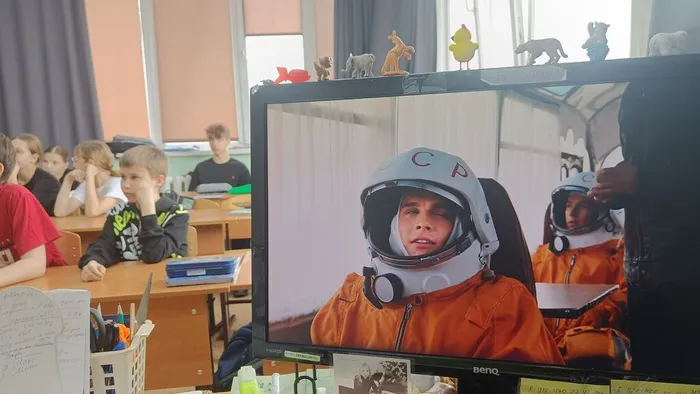 2йй